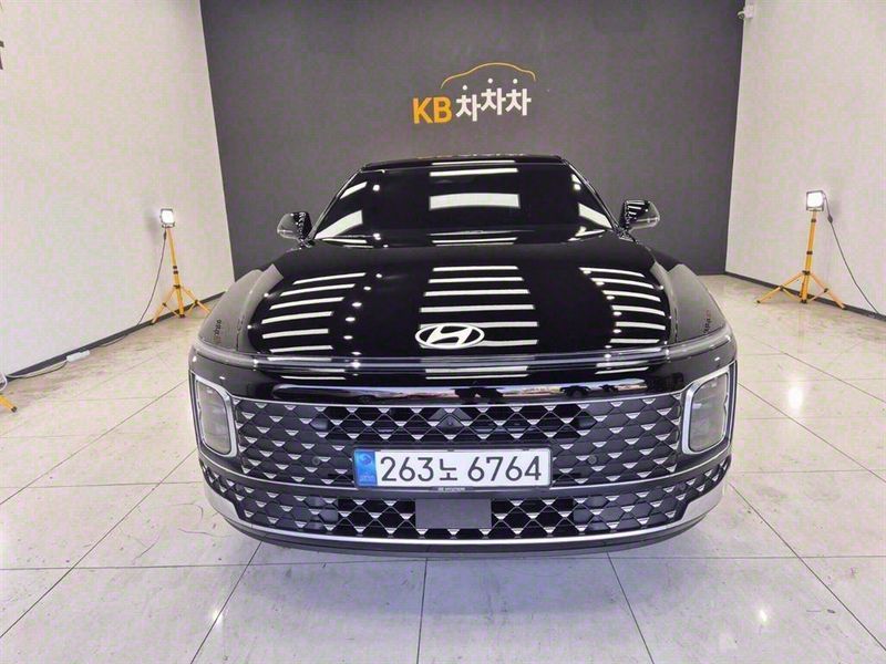 Image 0