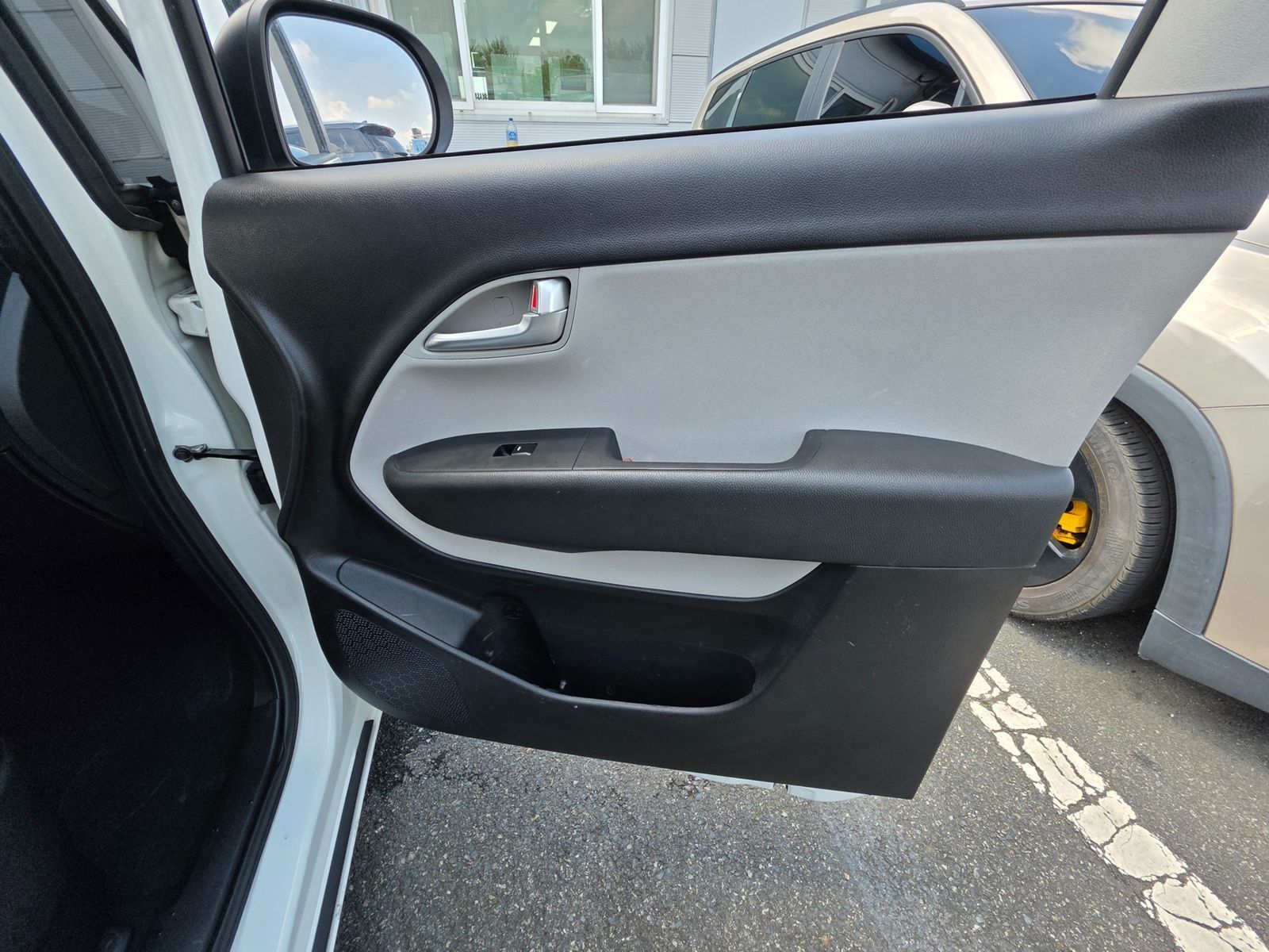 Image 10