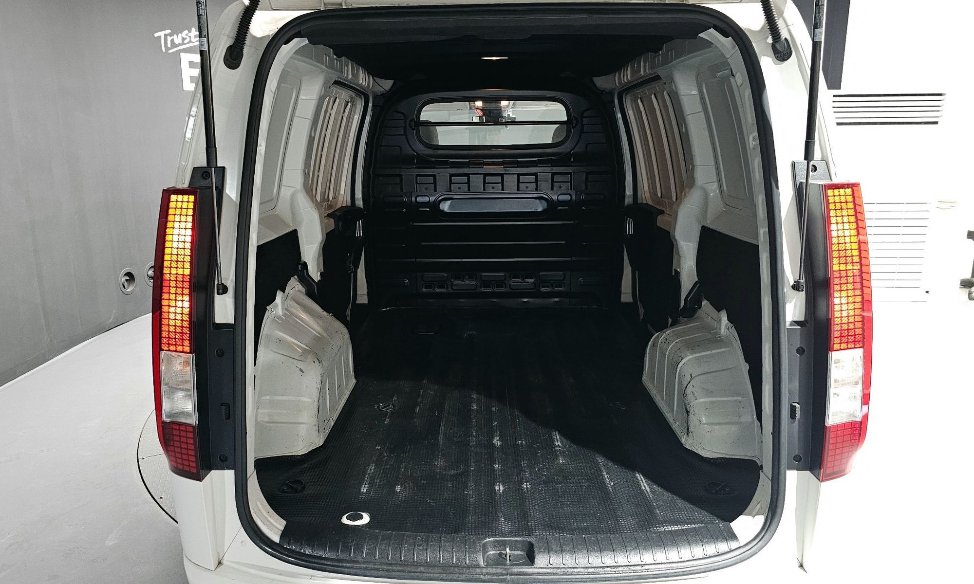 Image 19