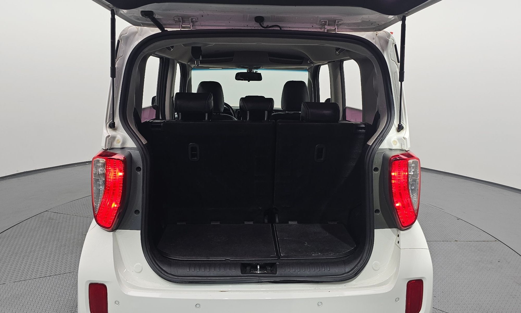 Image 19