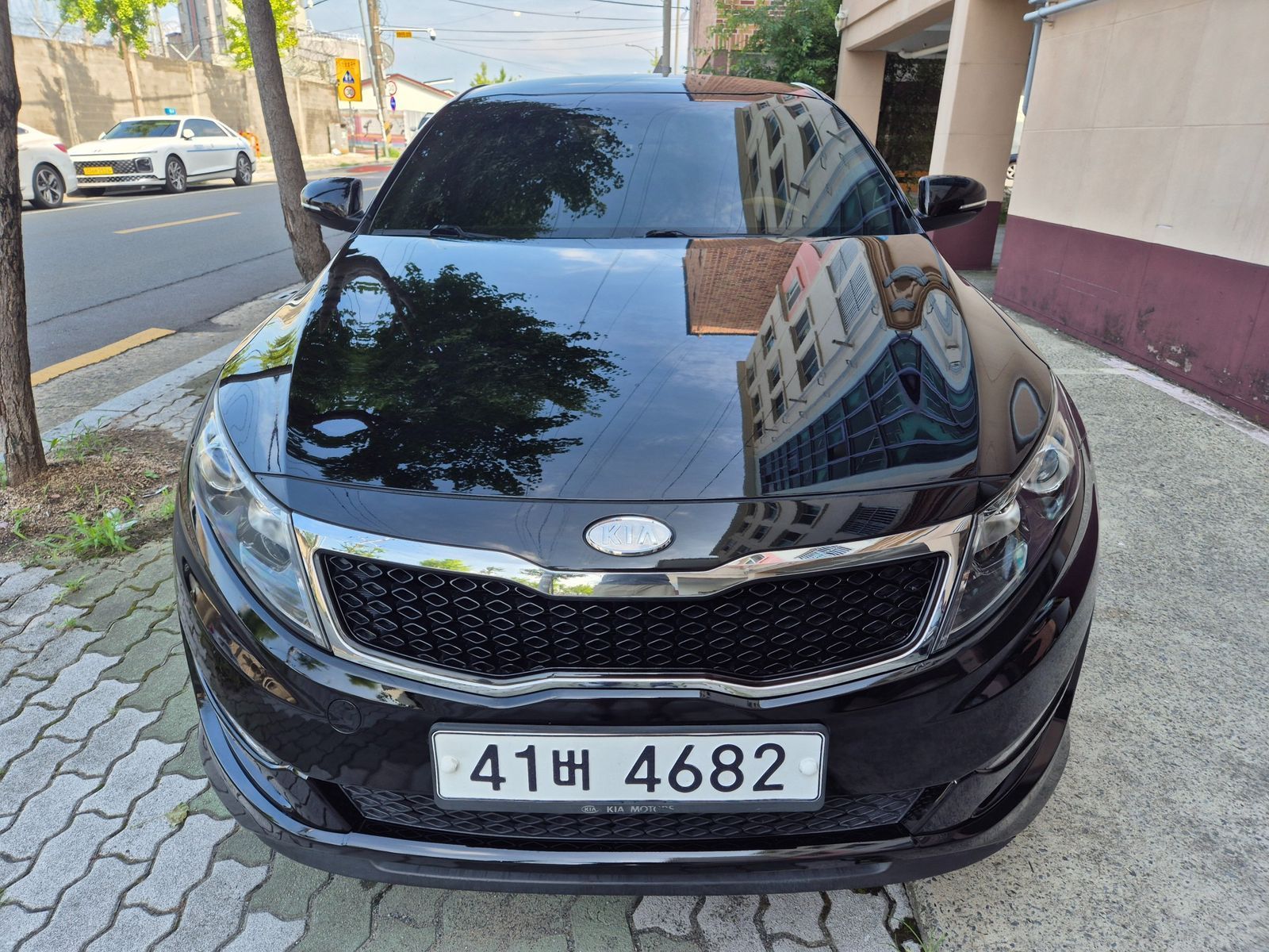 Image 0