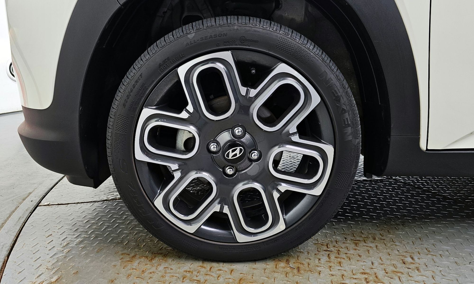 Image 4