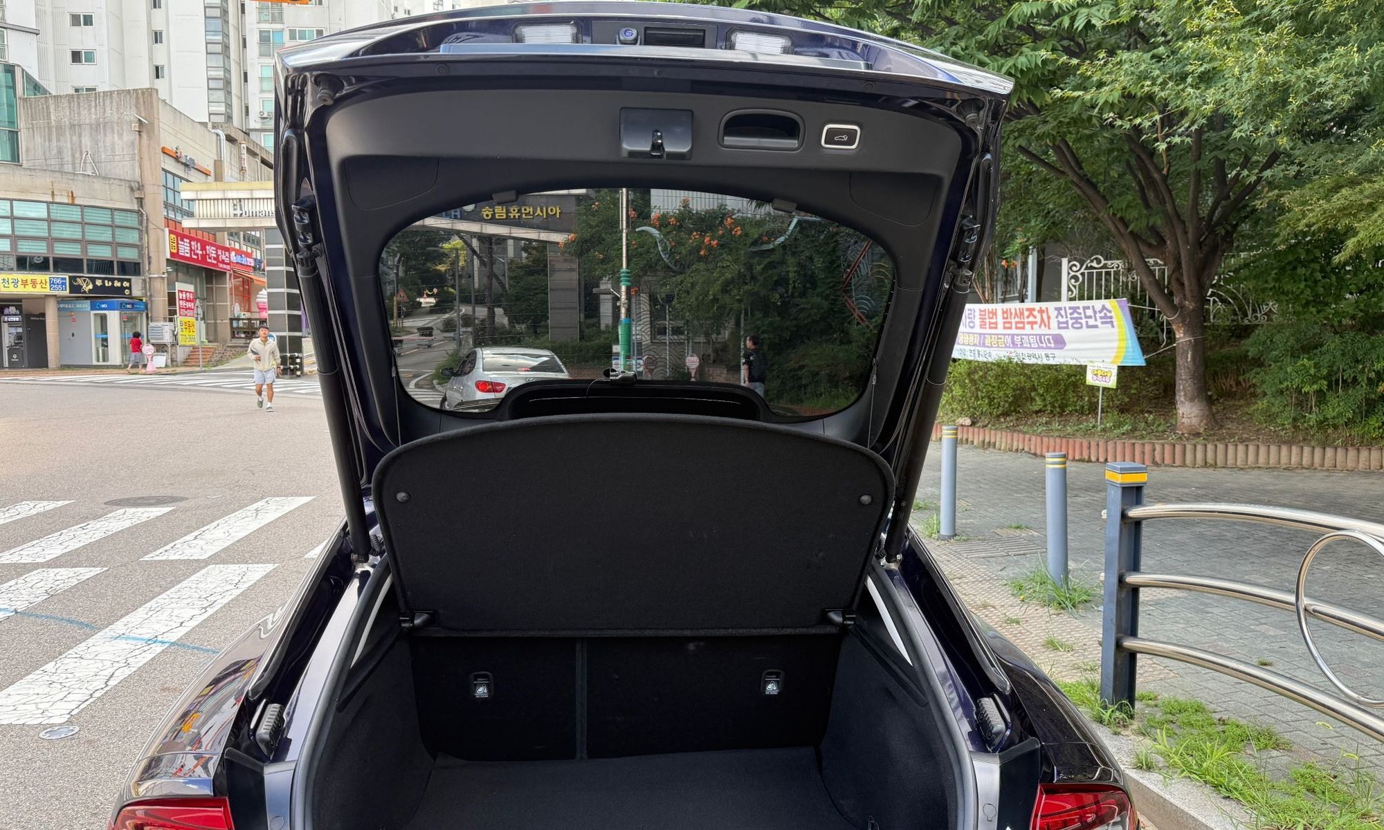 Image 12