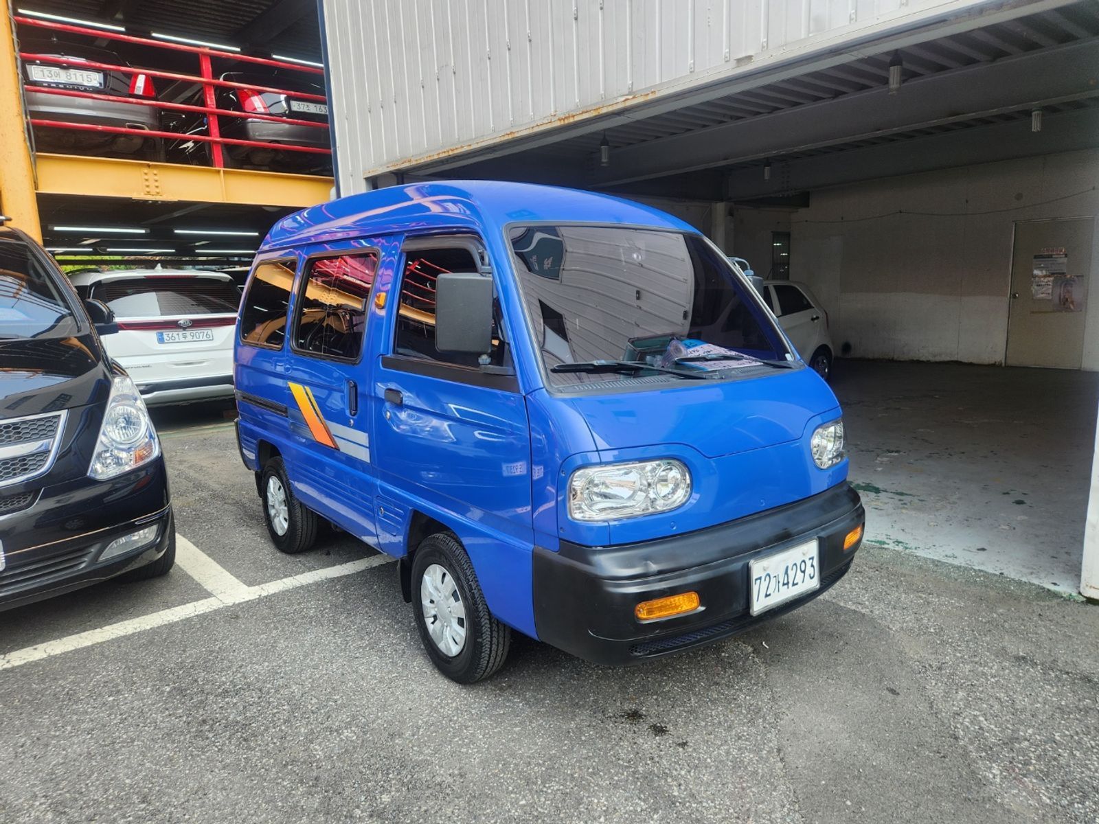 Image 0