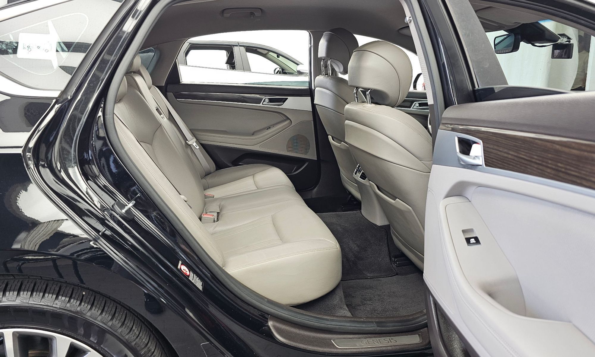 Image 11