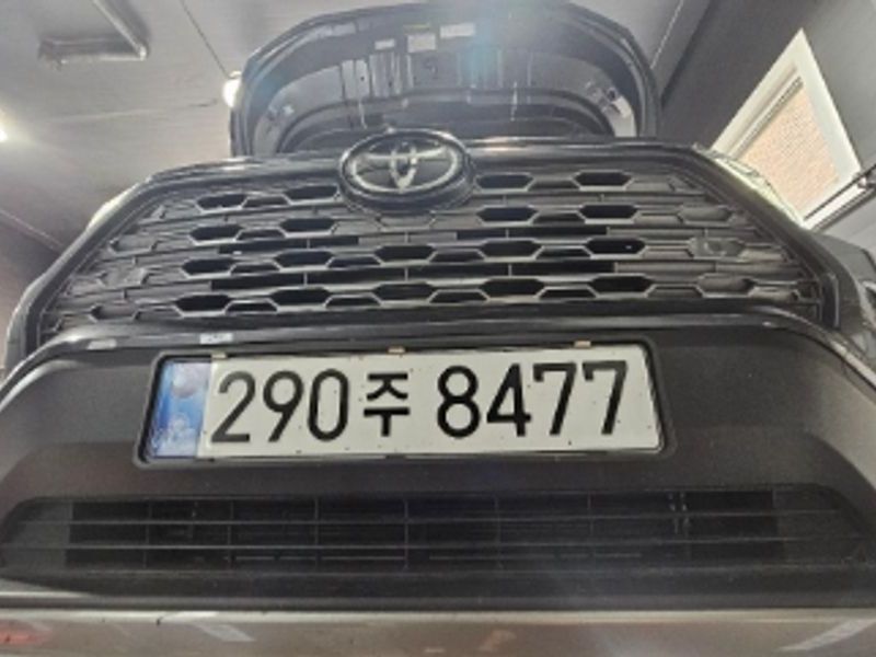 Image 0