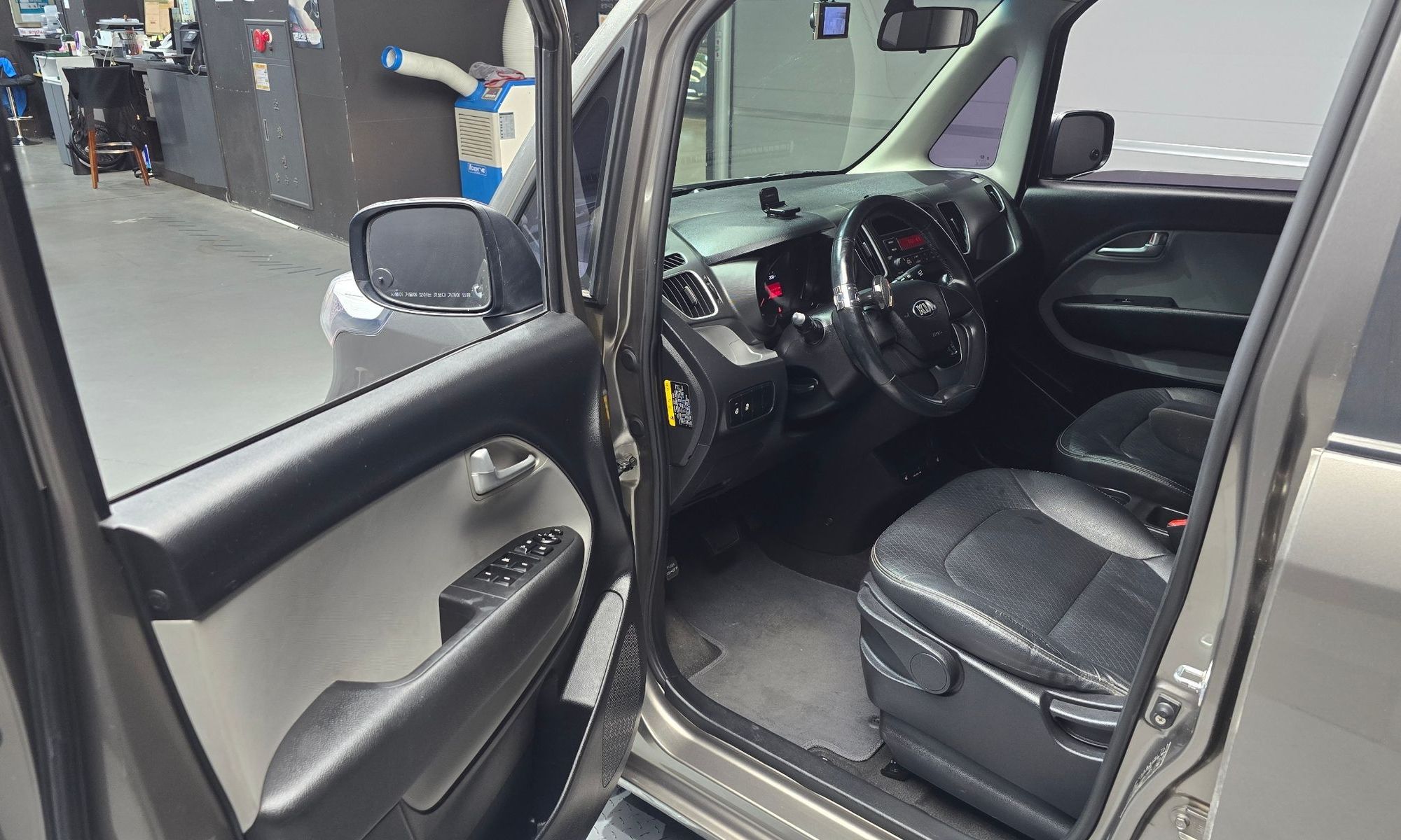 Image 9