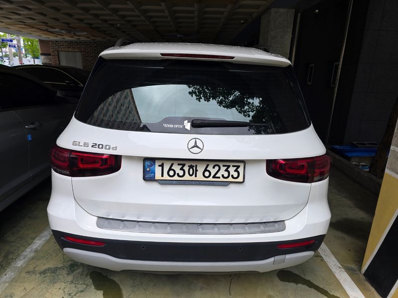 Image 0
