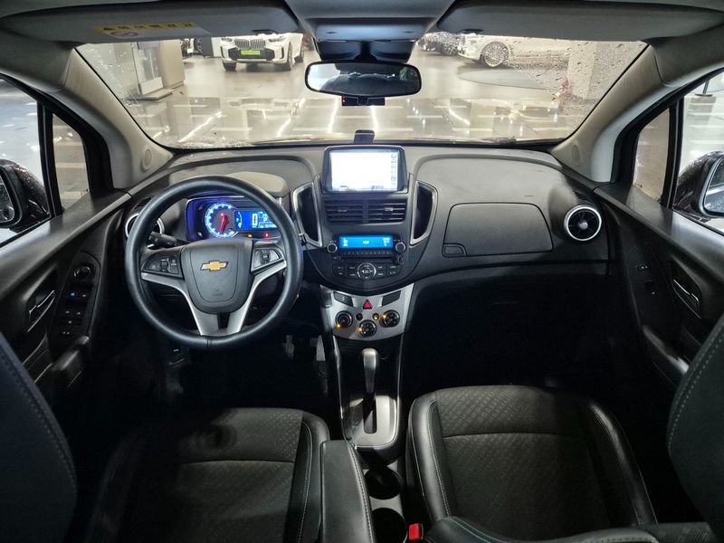 Image 7