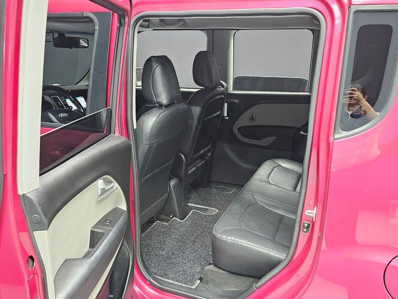 Image 11