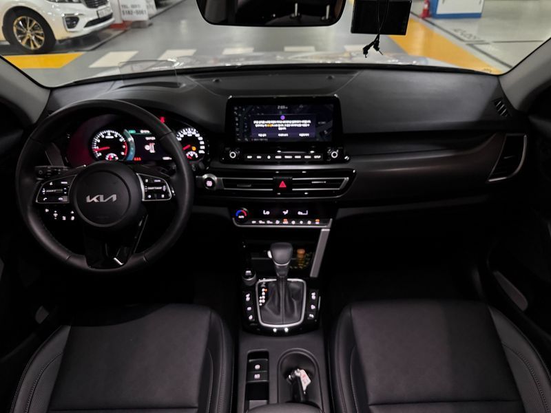 Image 4