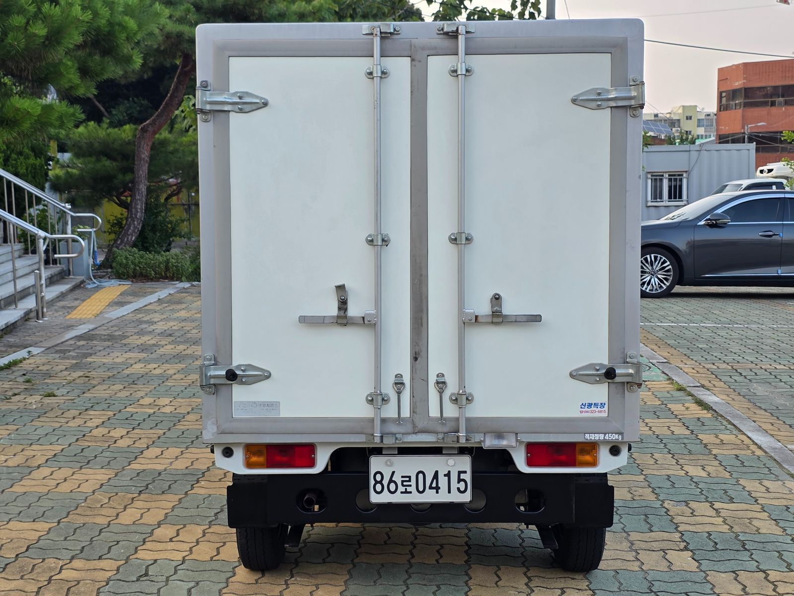 Image 4