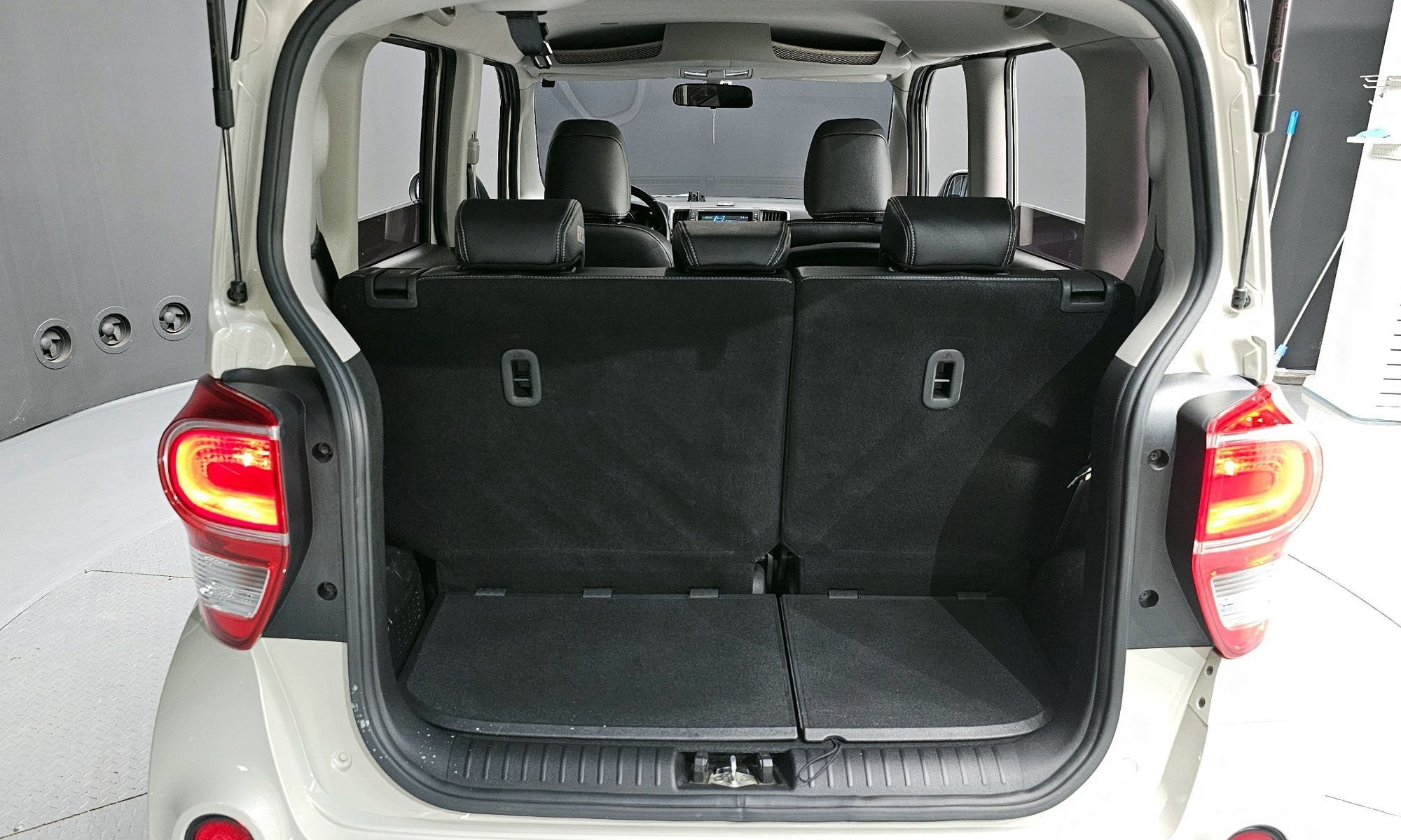 Image 19