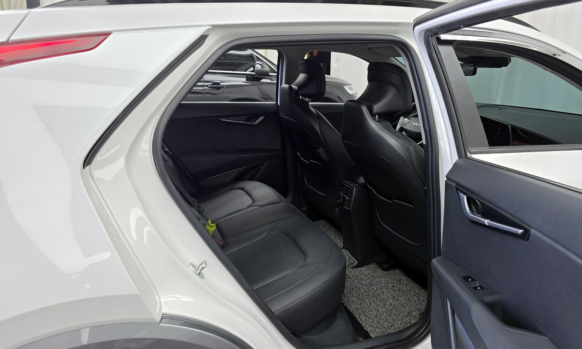 Image 11