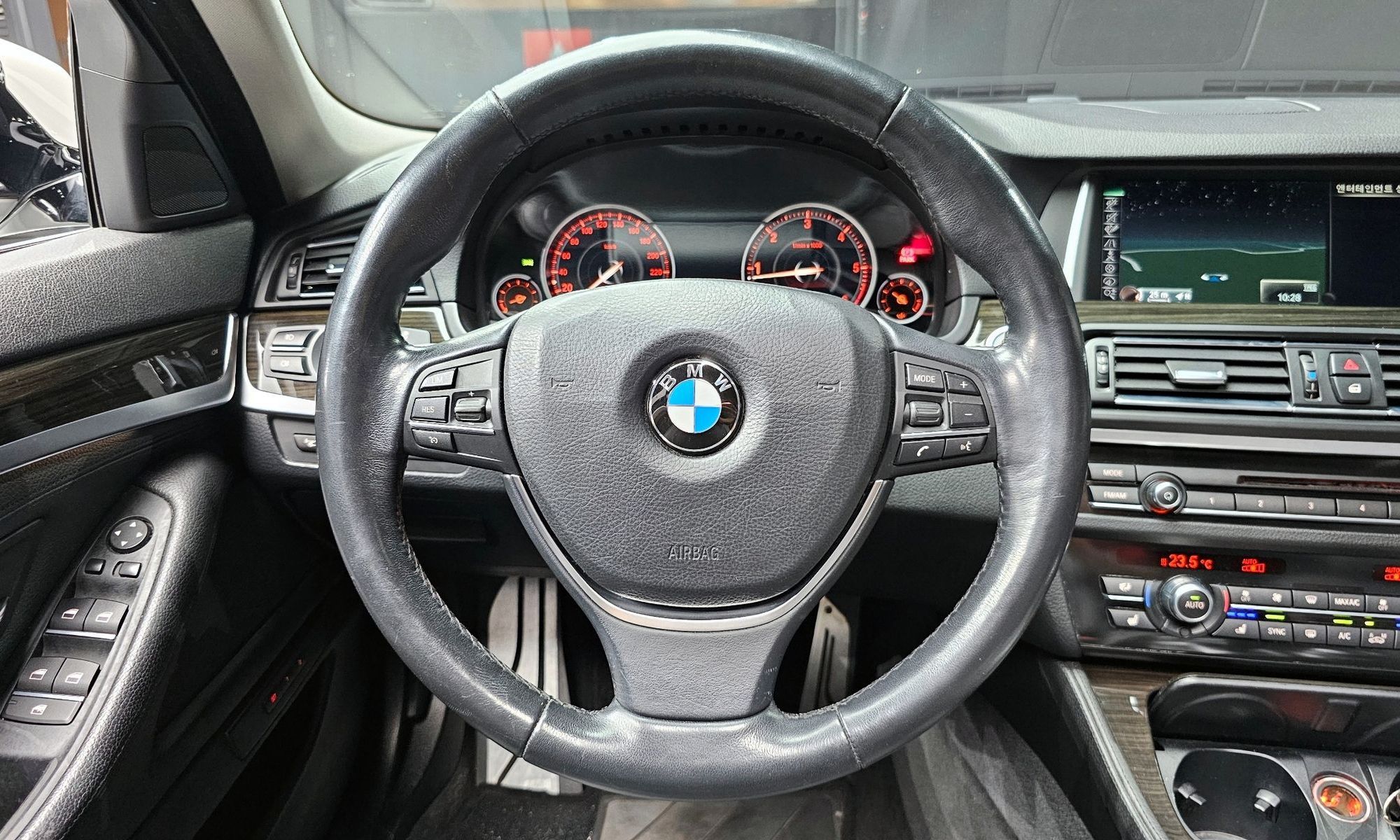 Image 12