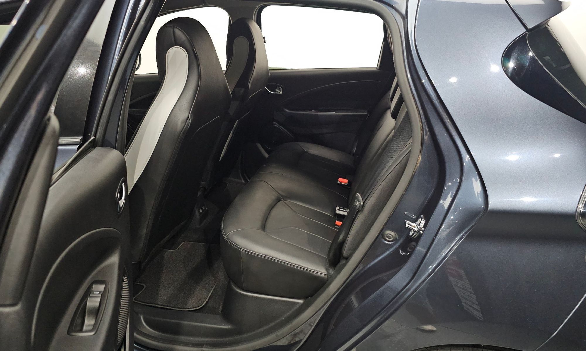 Image 10