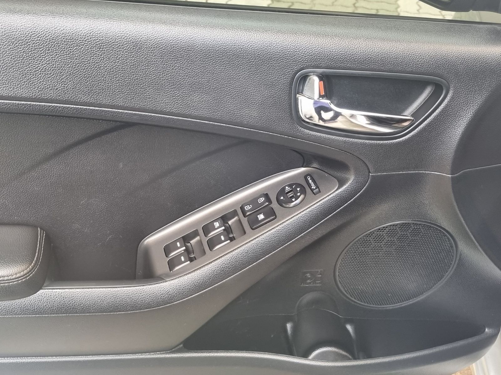 Image 9