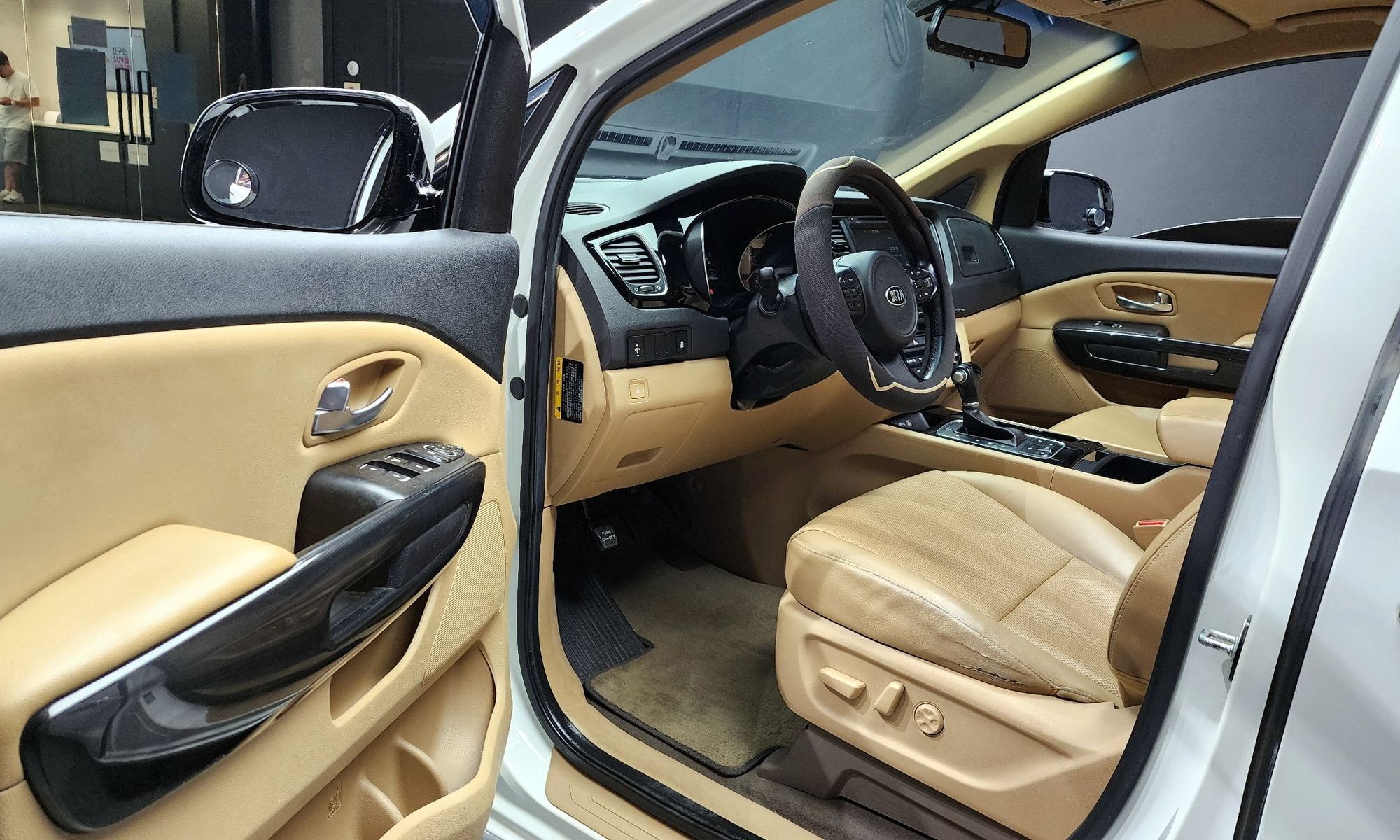 Image 10