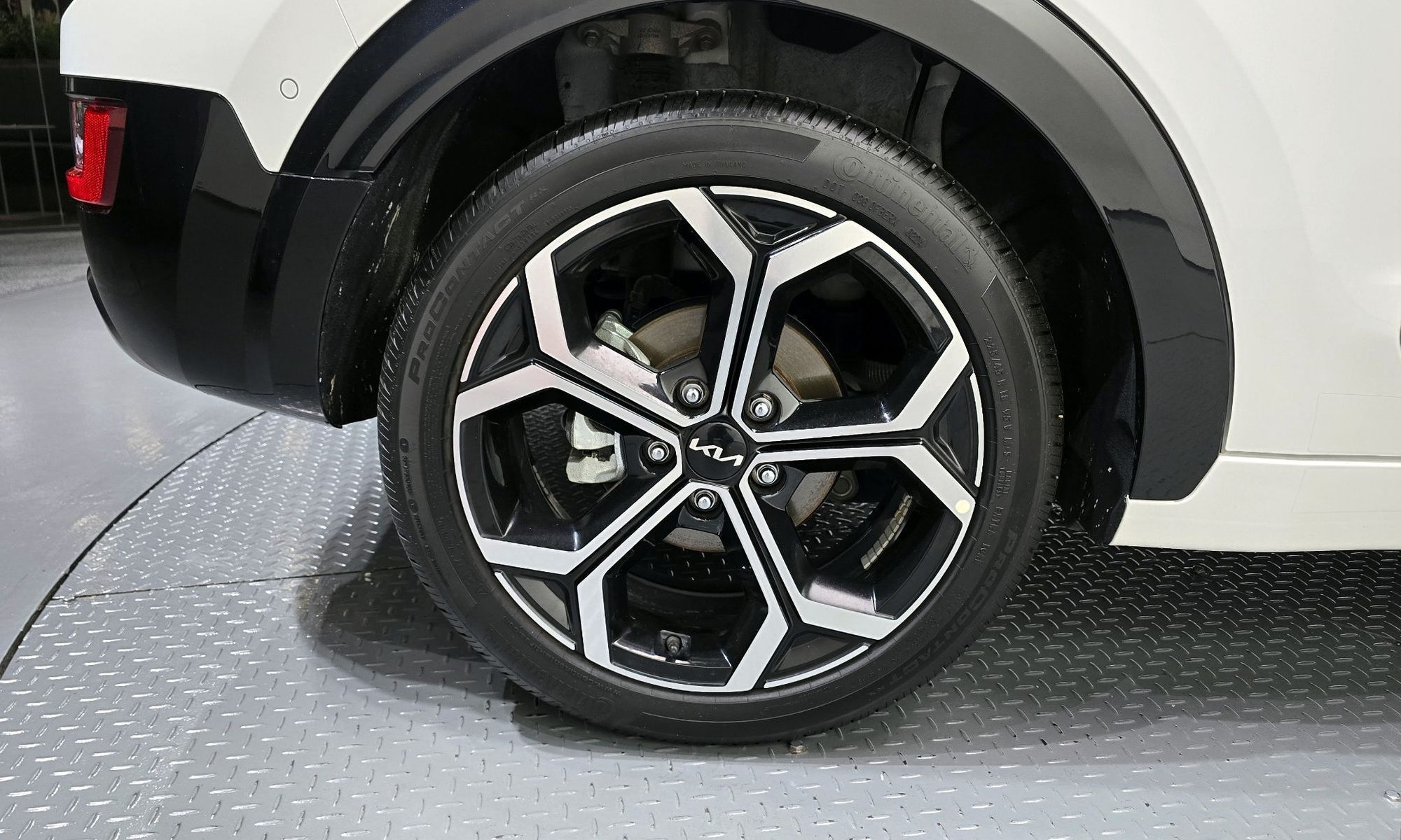 Image 4