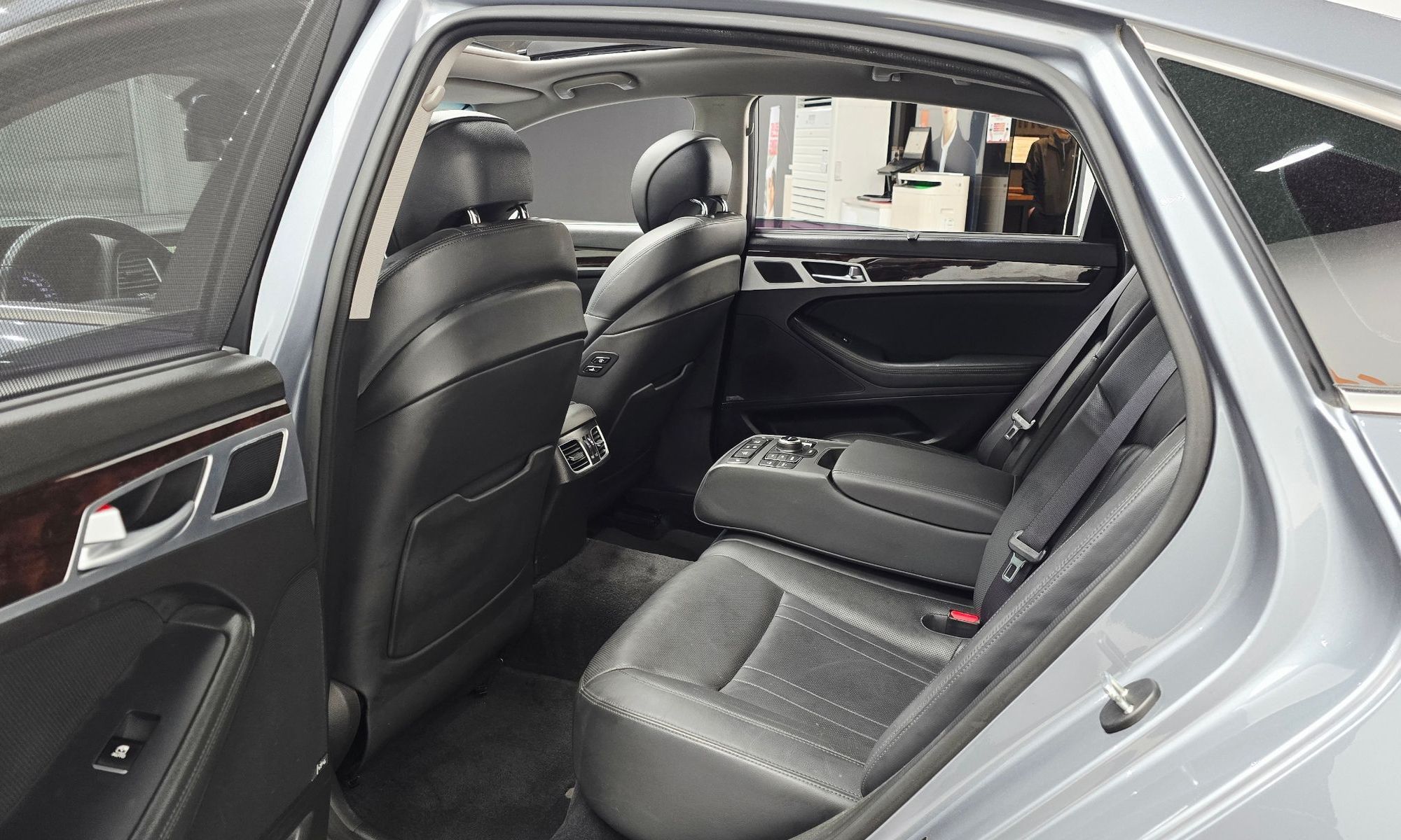 Image 10
