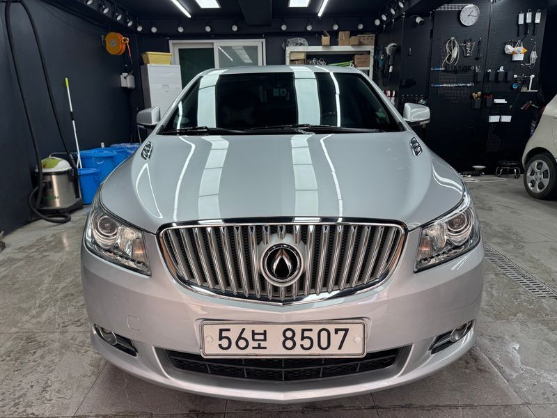 Image 0