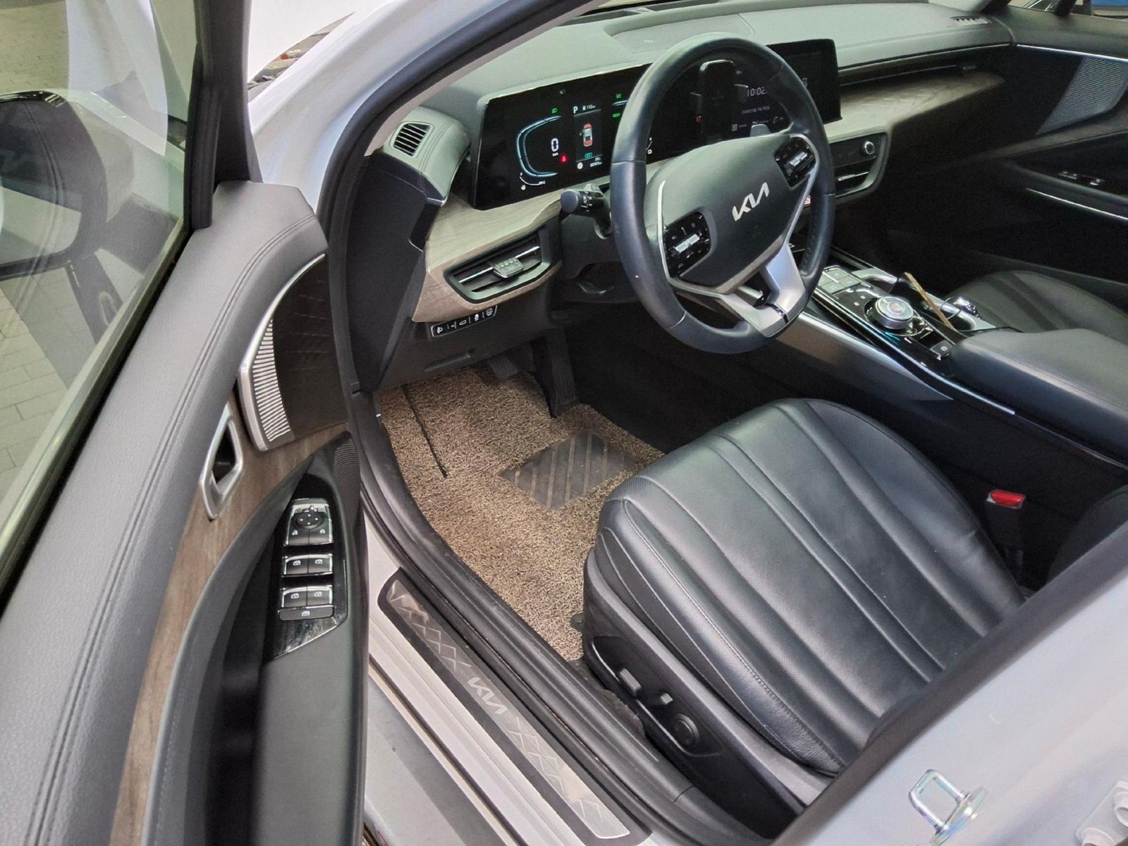 Image 9