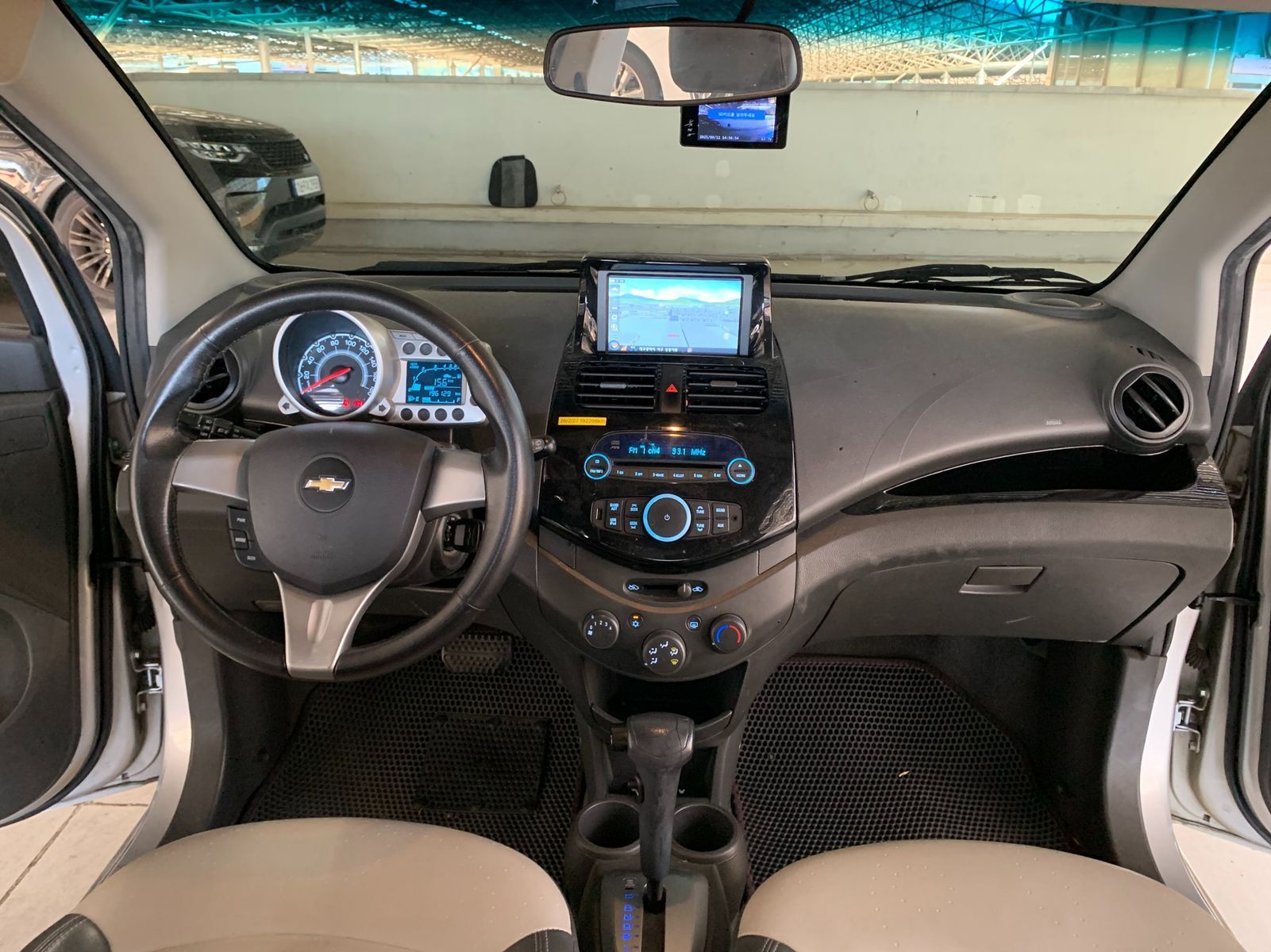 Image 4