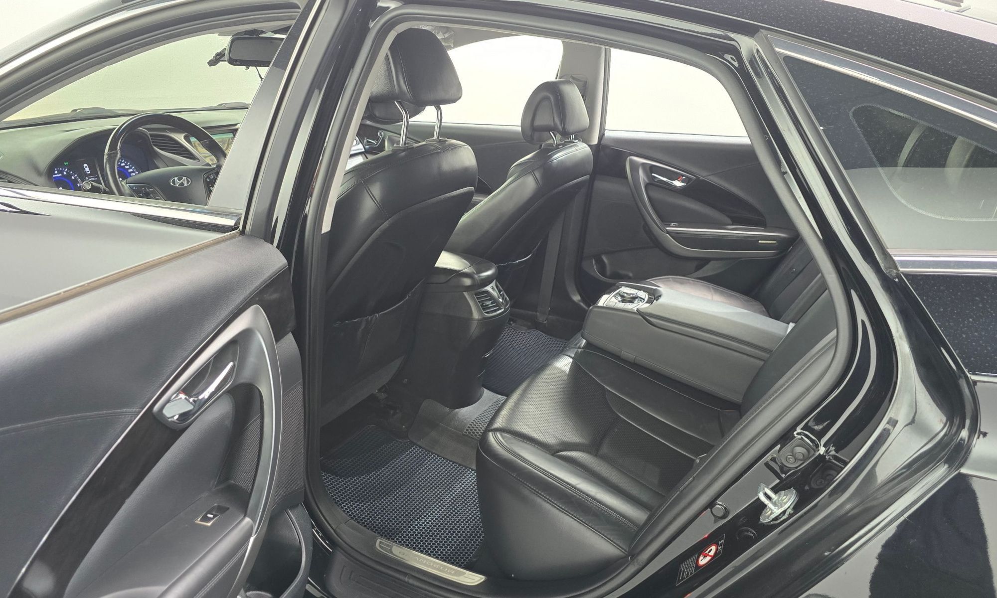 Image 11