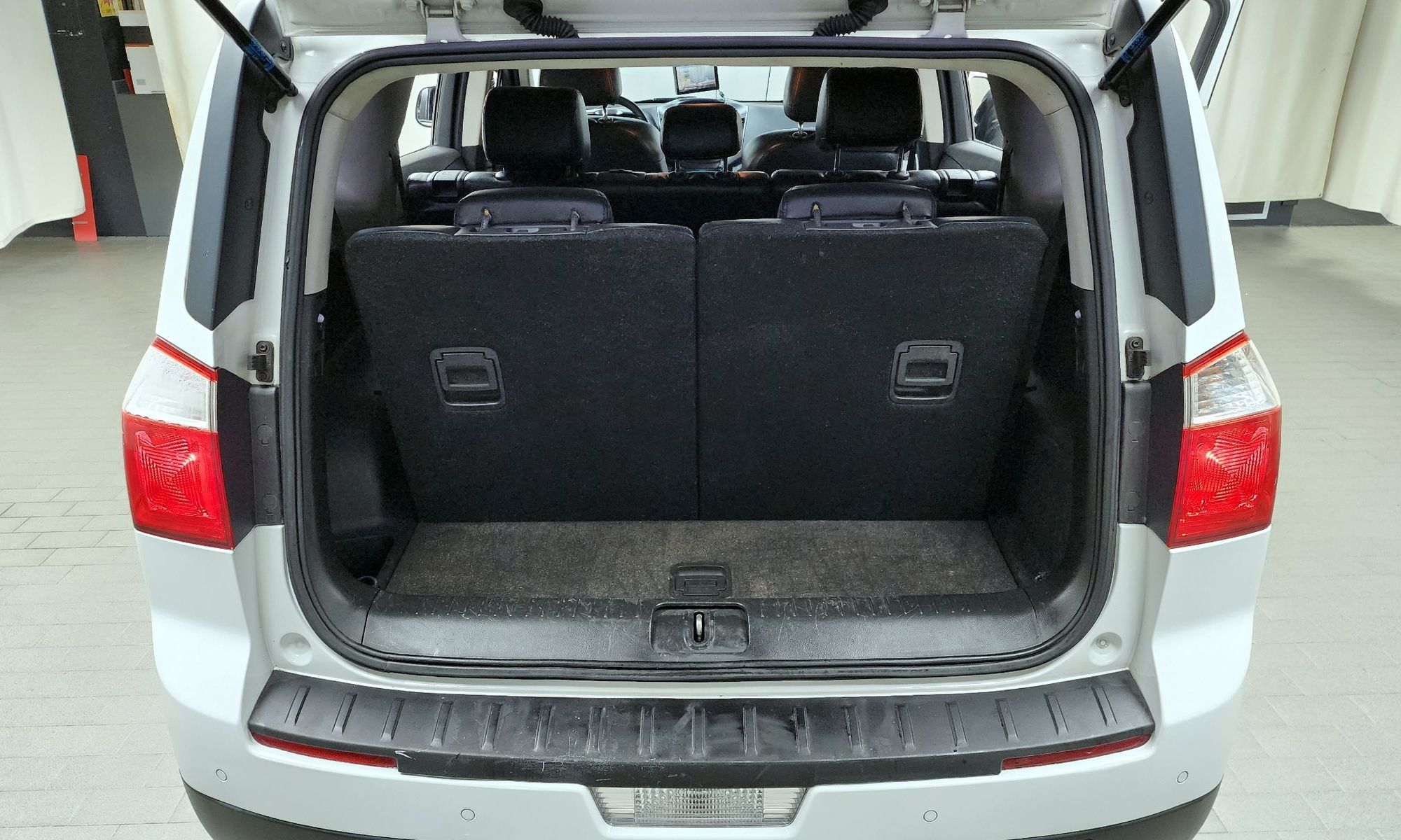 Image 19