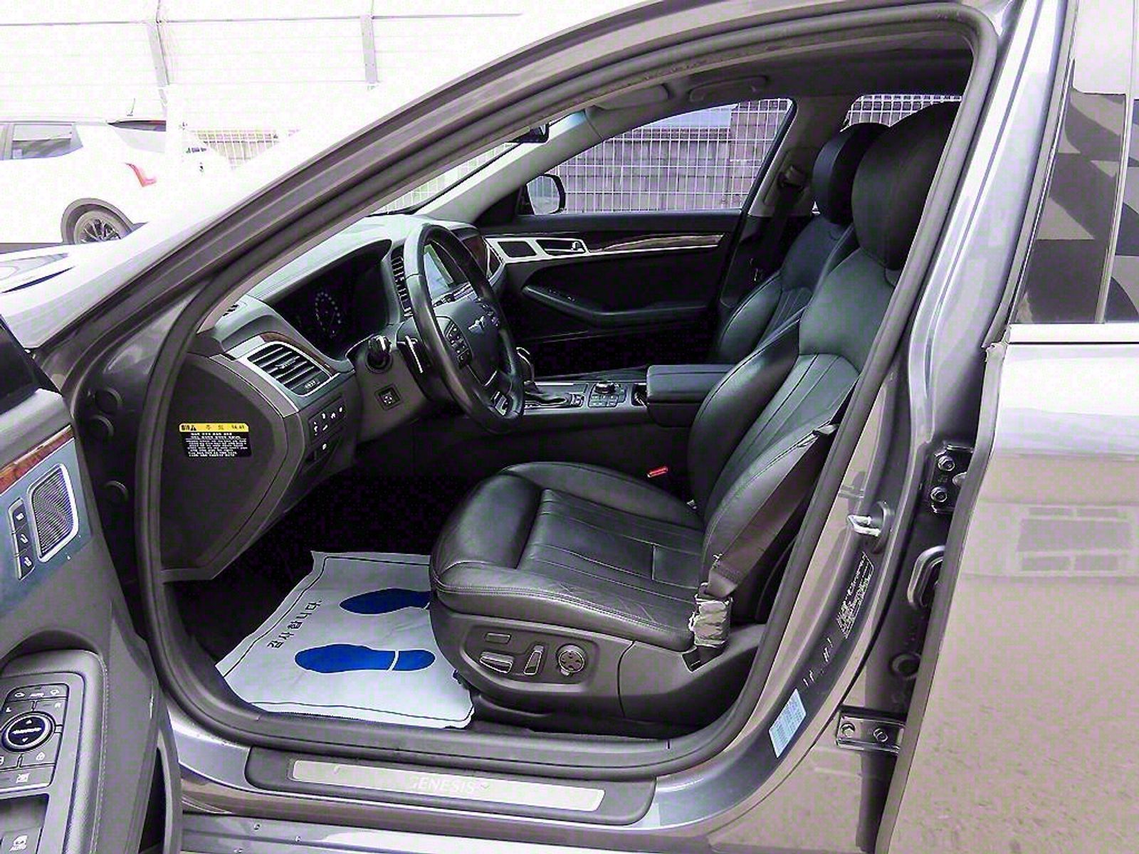 Image 4