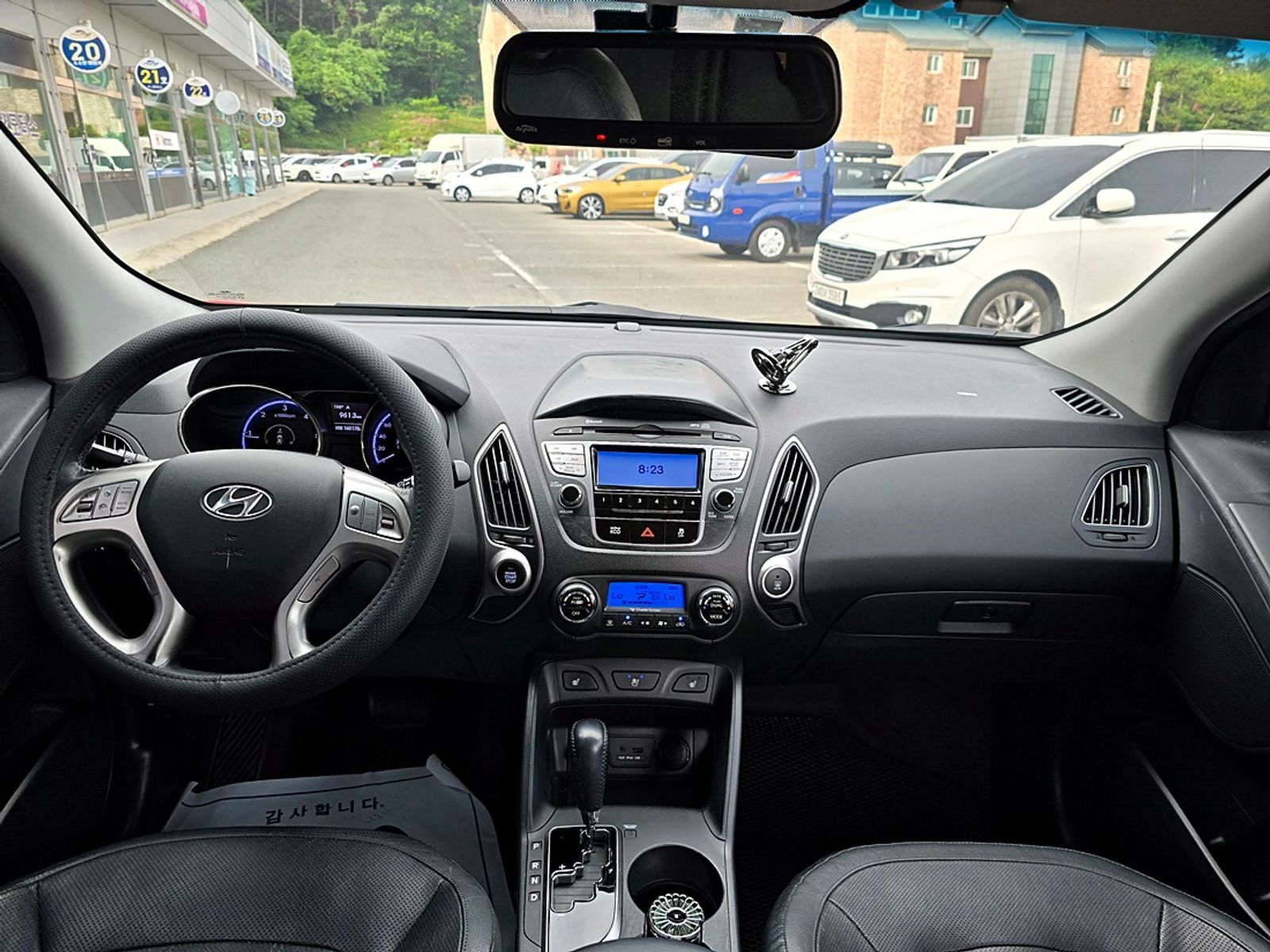 Image 12