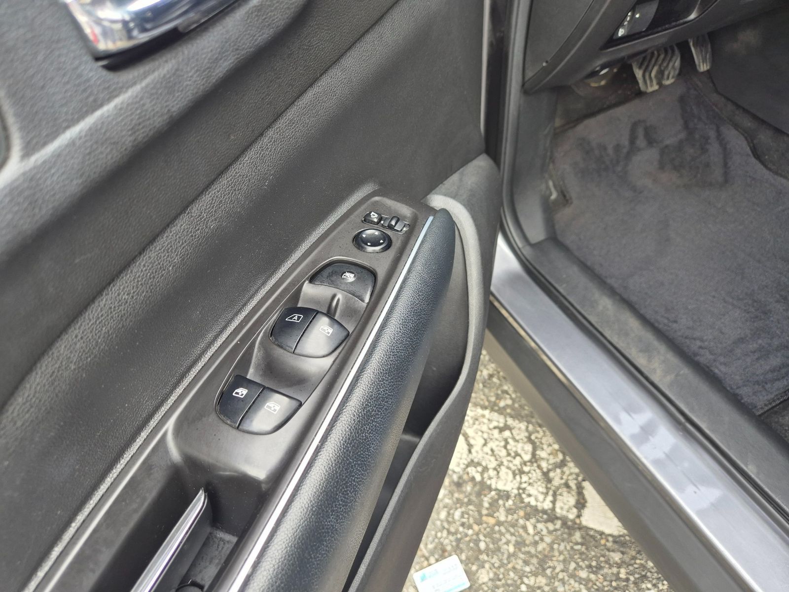 Image 9