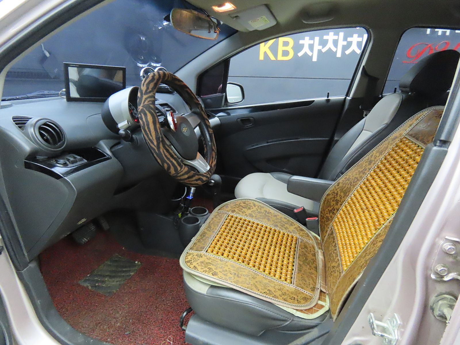 Image 4