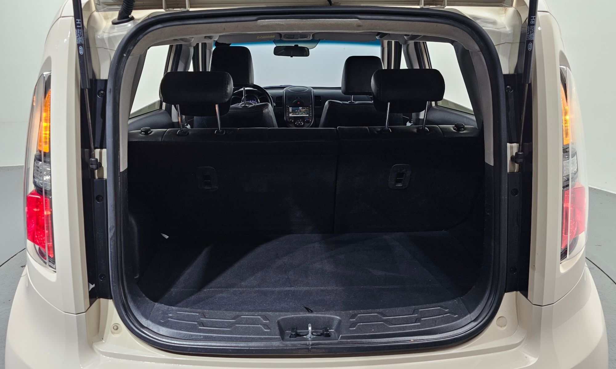 Image 19