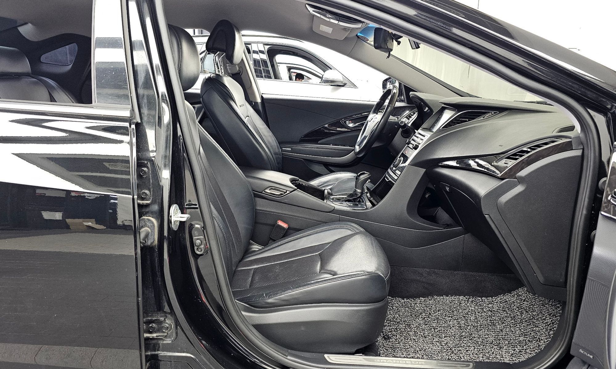 Image 10