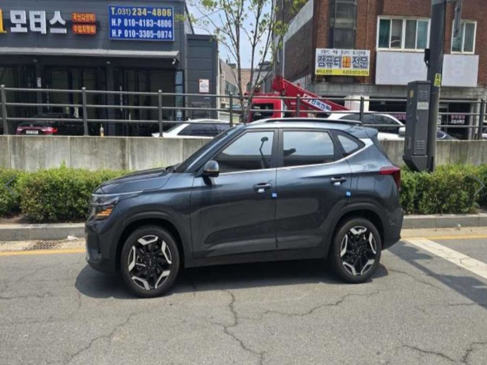 Image 1