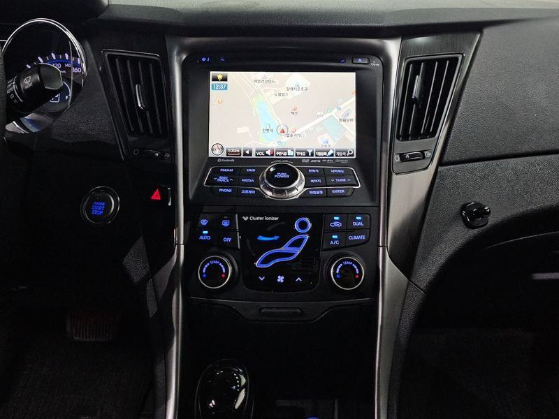 Image 12