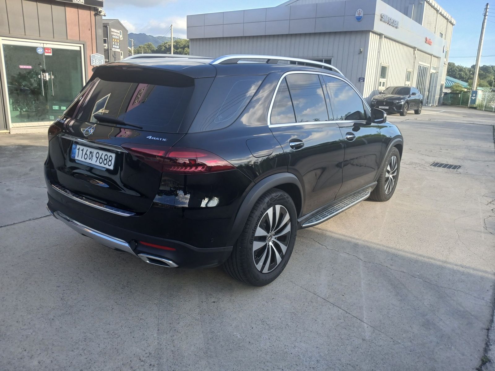 Image 7