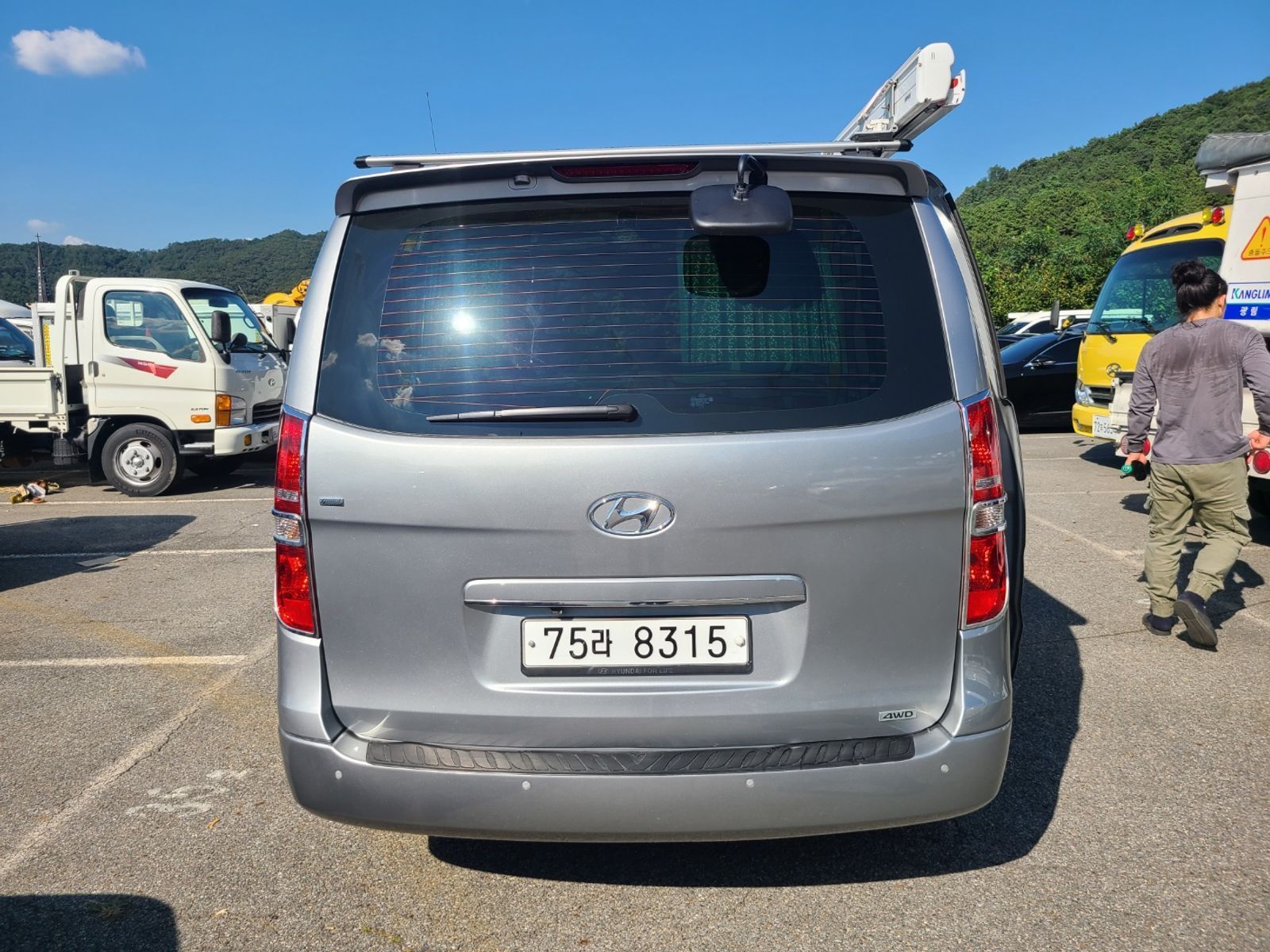 Image 3