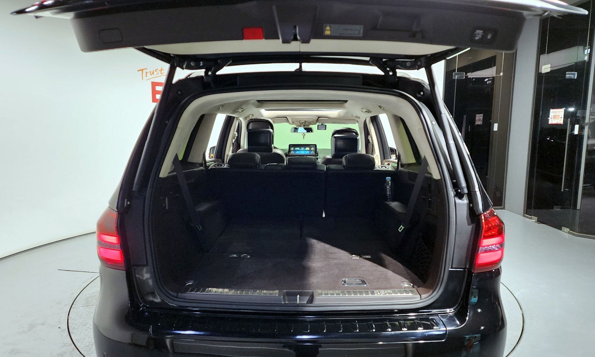 Image 19