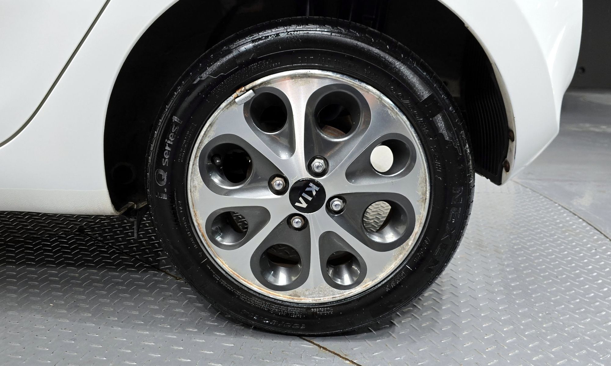 Image 4