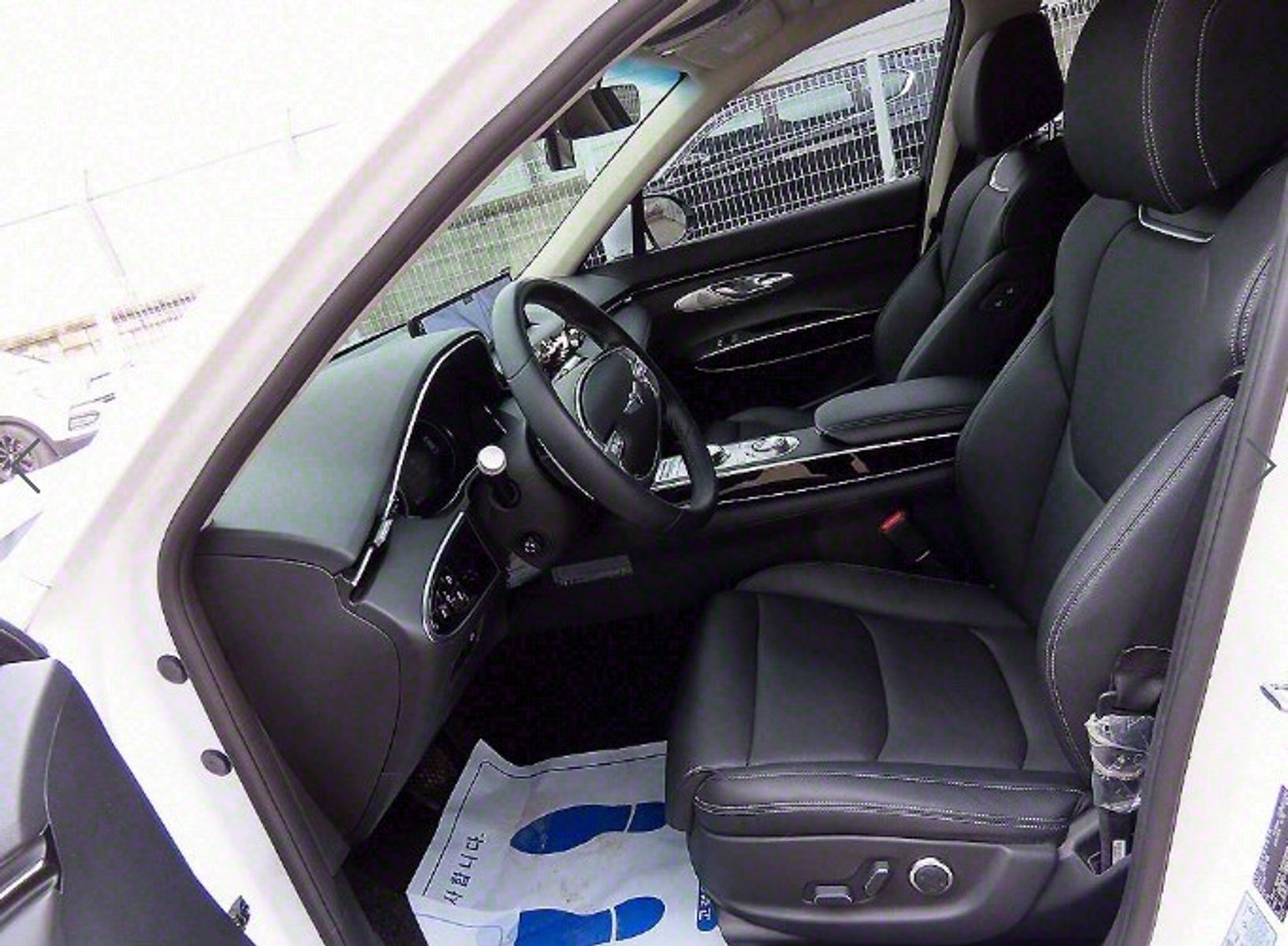 Image 4