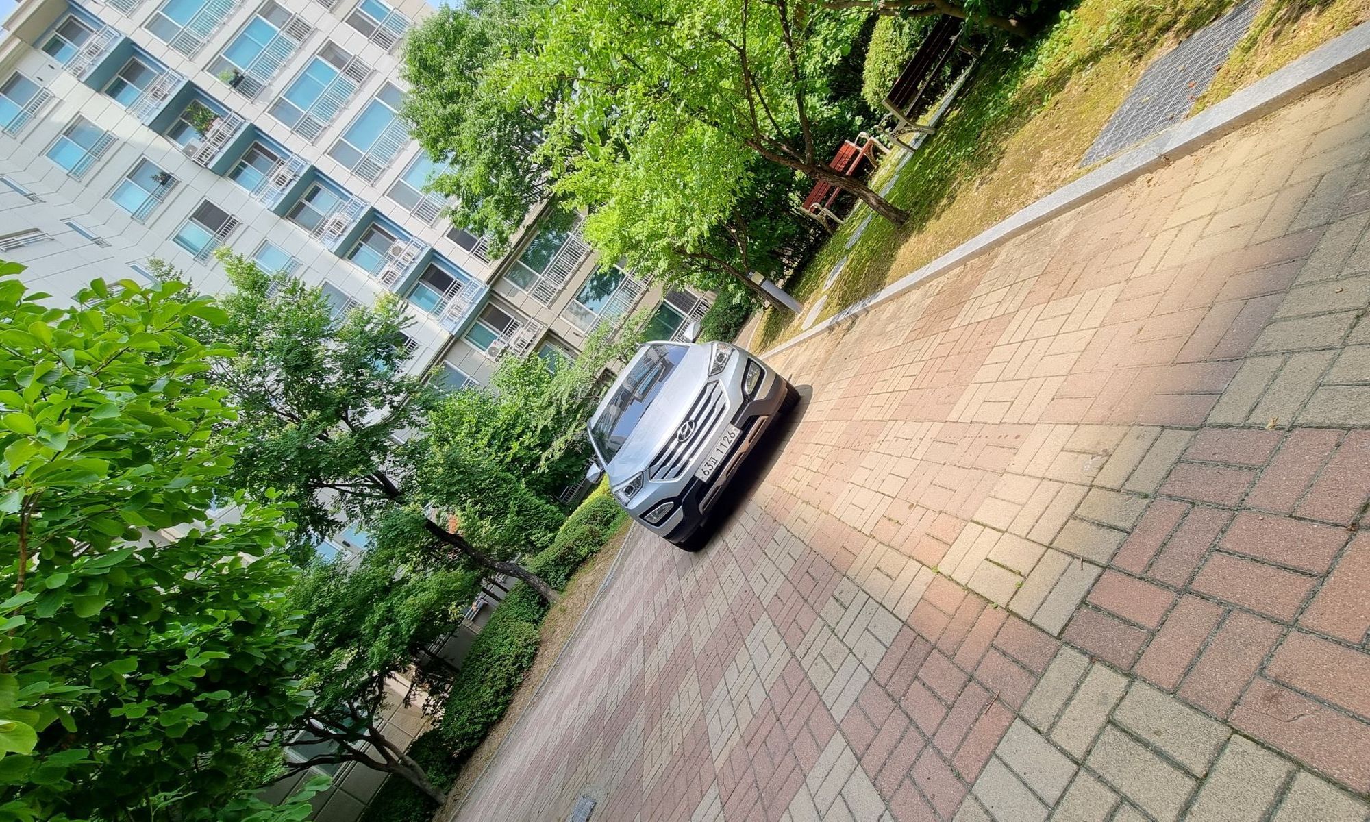 Image 0