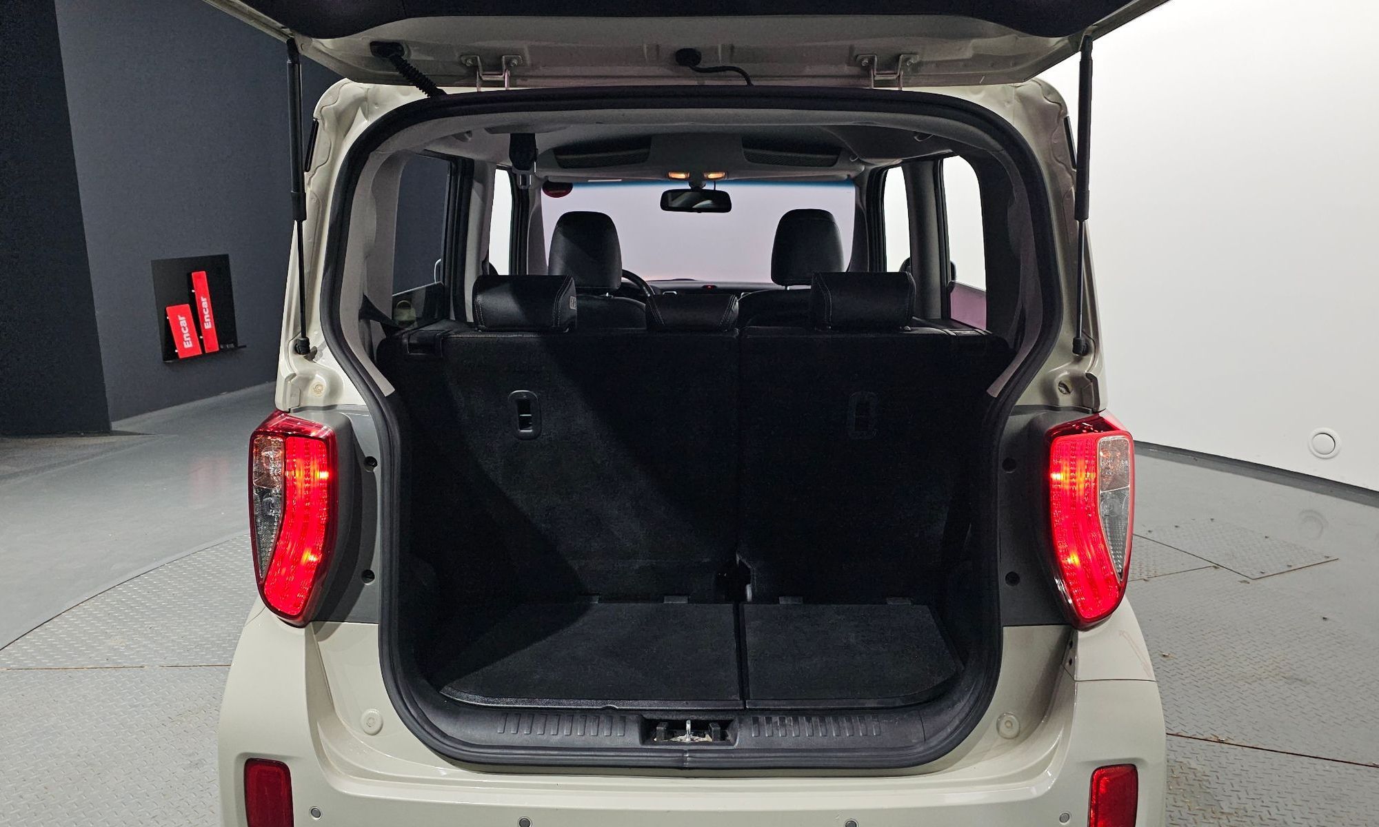 Image 19