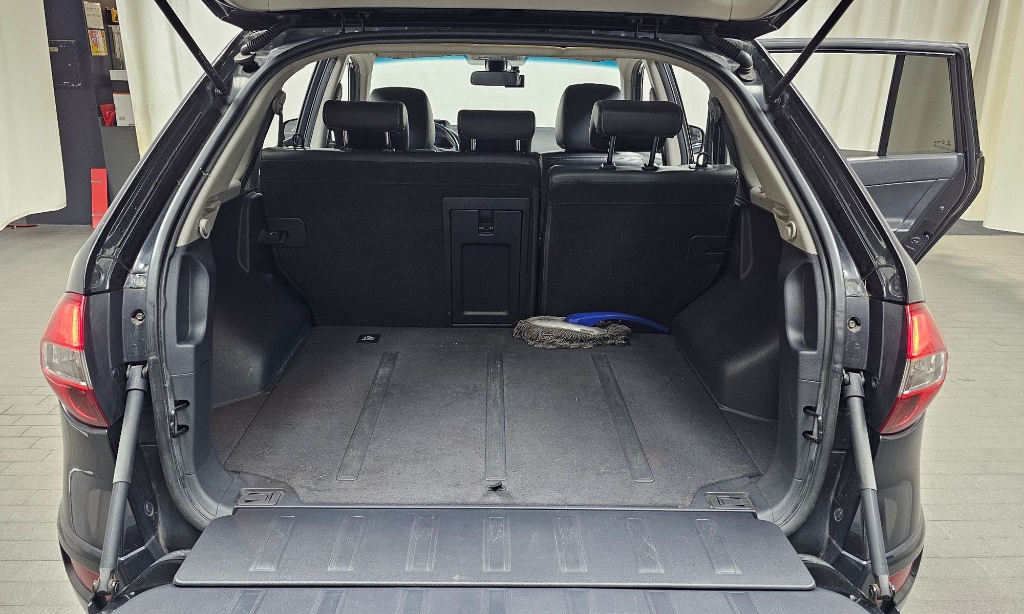 Image 19