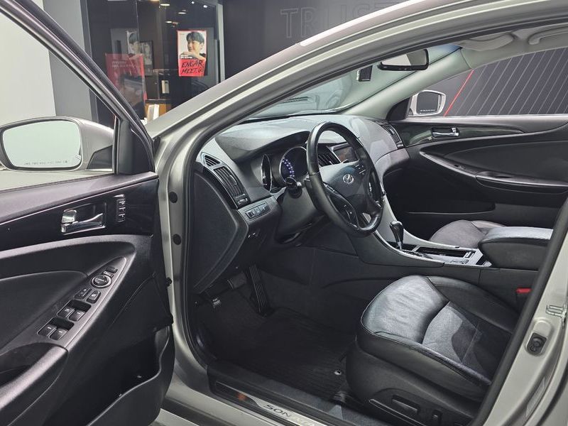 Image 9