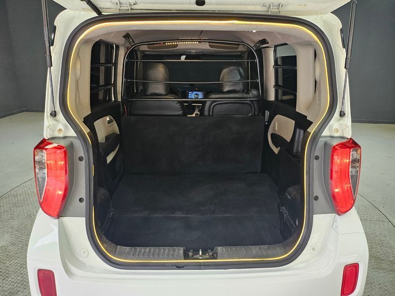 Image 12