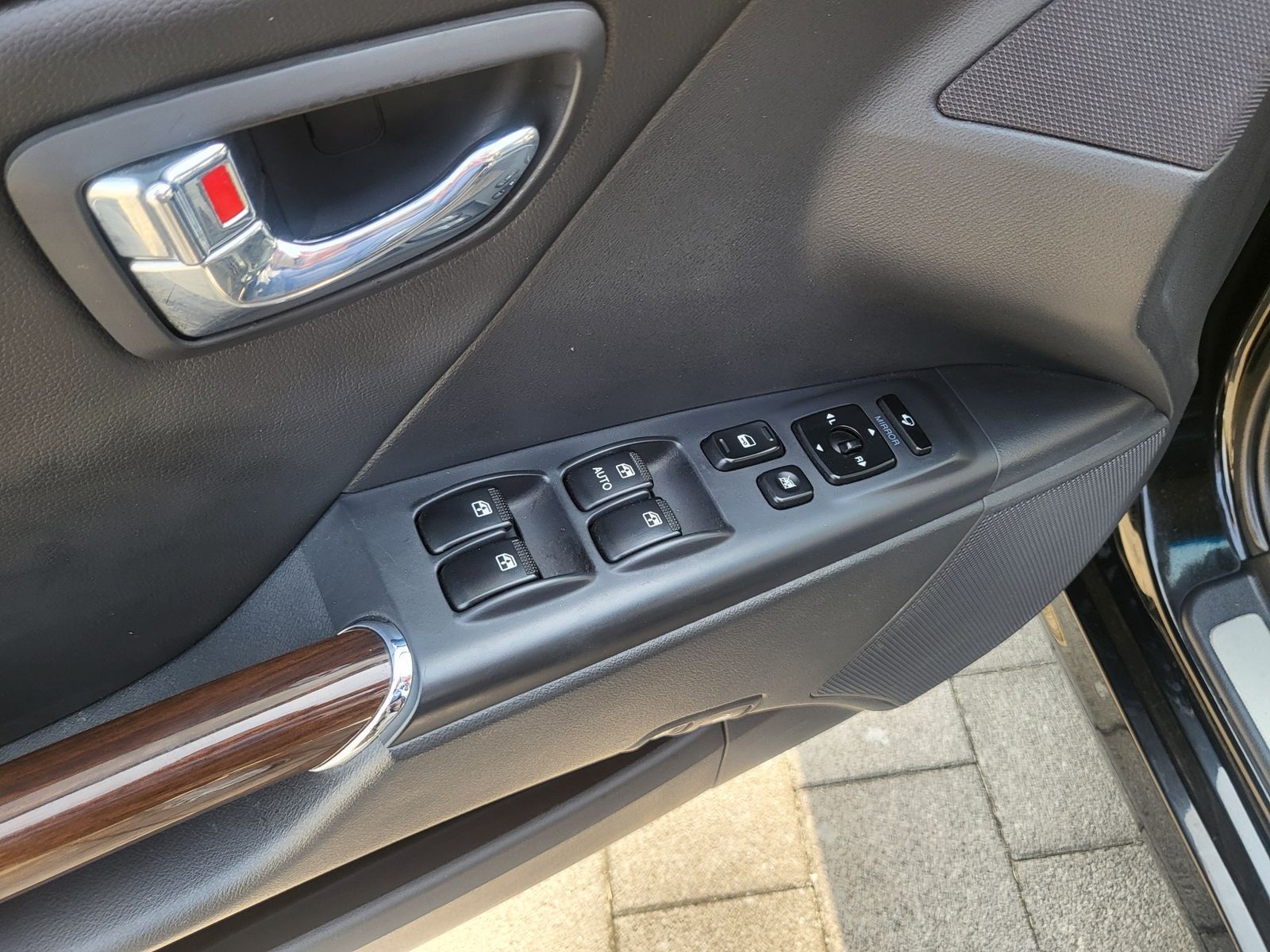 Image 10