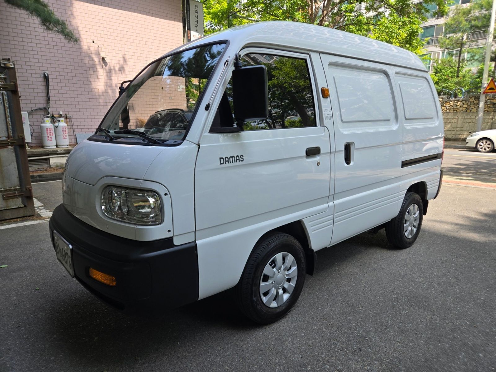 Image 0