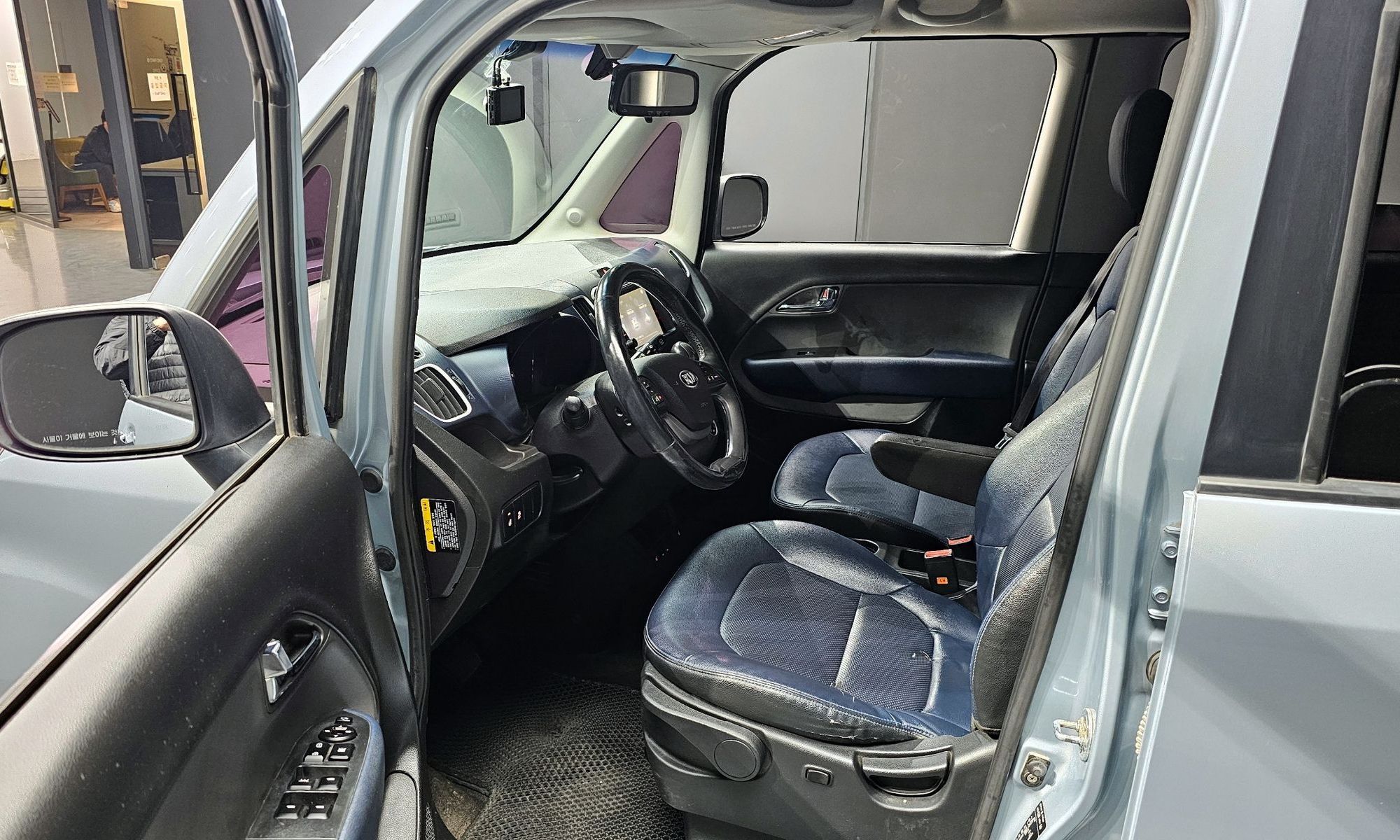 Image 9